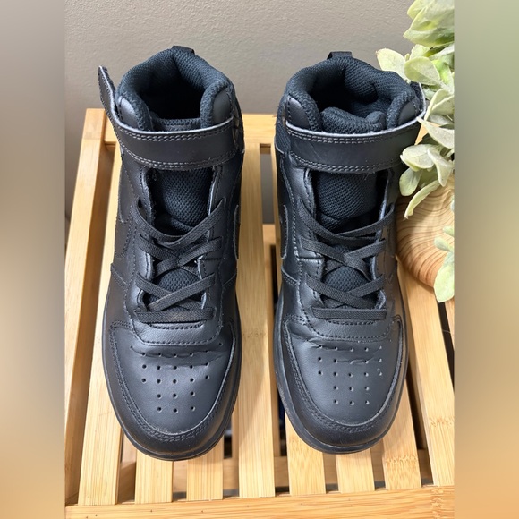 Black Nike Court Borough Mid 2 Little Kid Size 3 - Picture 5 of 8